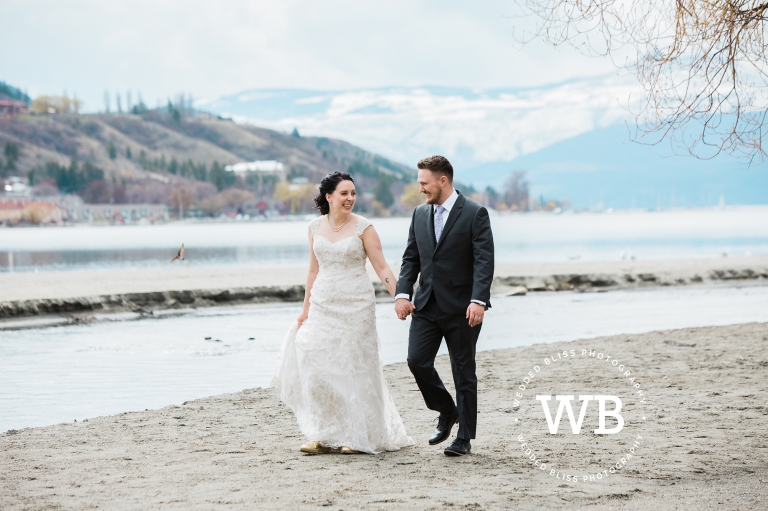 Wedding photographer captures bride and groom